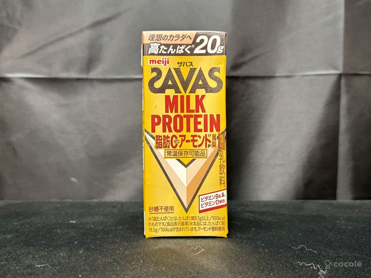 ザバス MILK PROTEIN 脂肪0 アーモンド風味 パッケージ